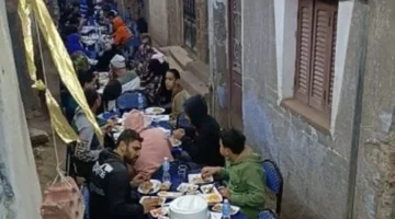 مائدة إفطار جماعي لألف أسرة داخل قرية بلمشط في محافظة المنوفية